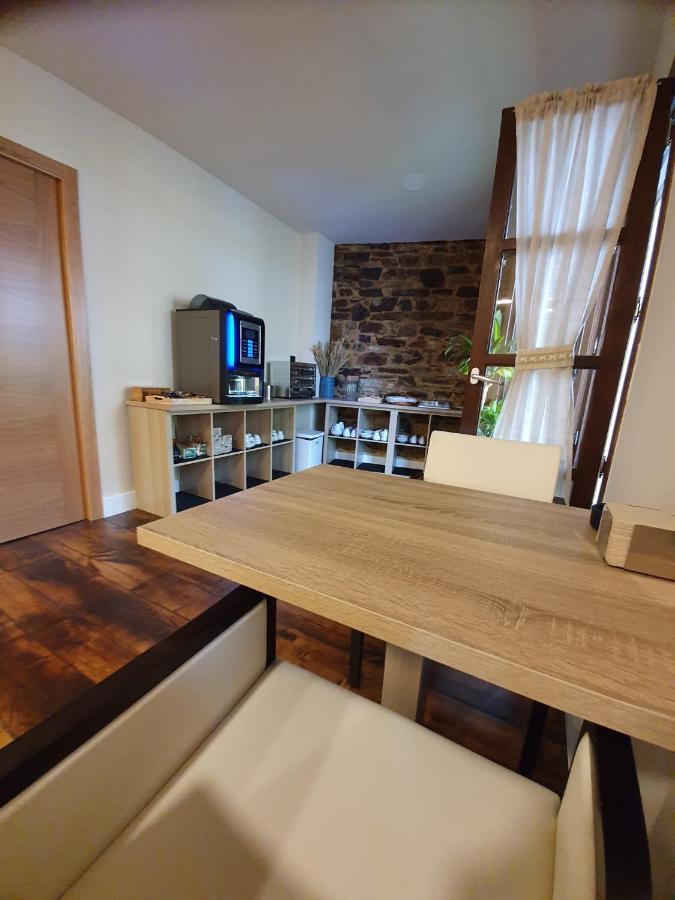 Albergue Casa Cuartel A Fonsagrada Bagian luar foto