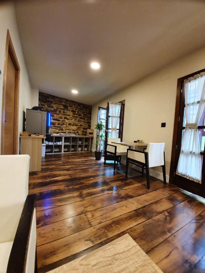 Albergue Casa Cuartel A Fonsagrada Bagian luar foto