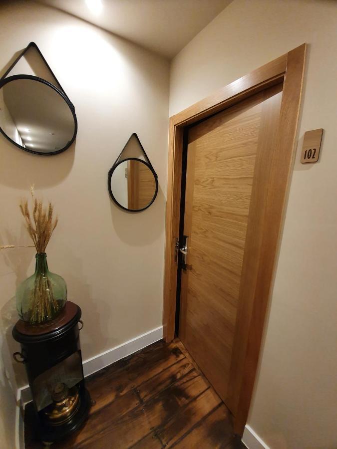 Albergue Casa Cuartel A Fonsagrada Bagian luar foto