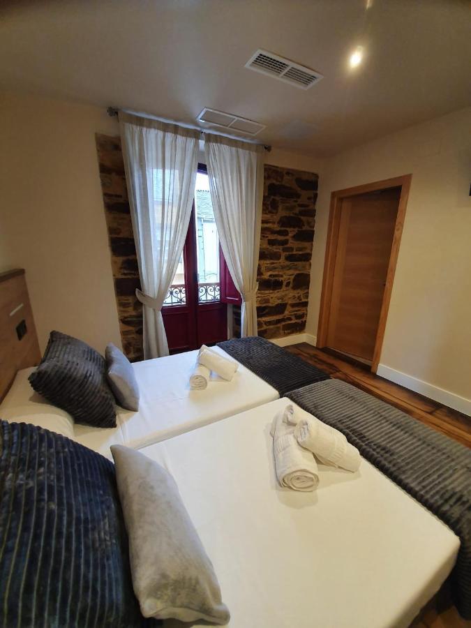 Albergue Casa Cuartel A Fonsagrada Bagian luar foto