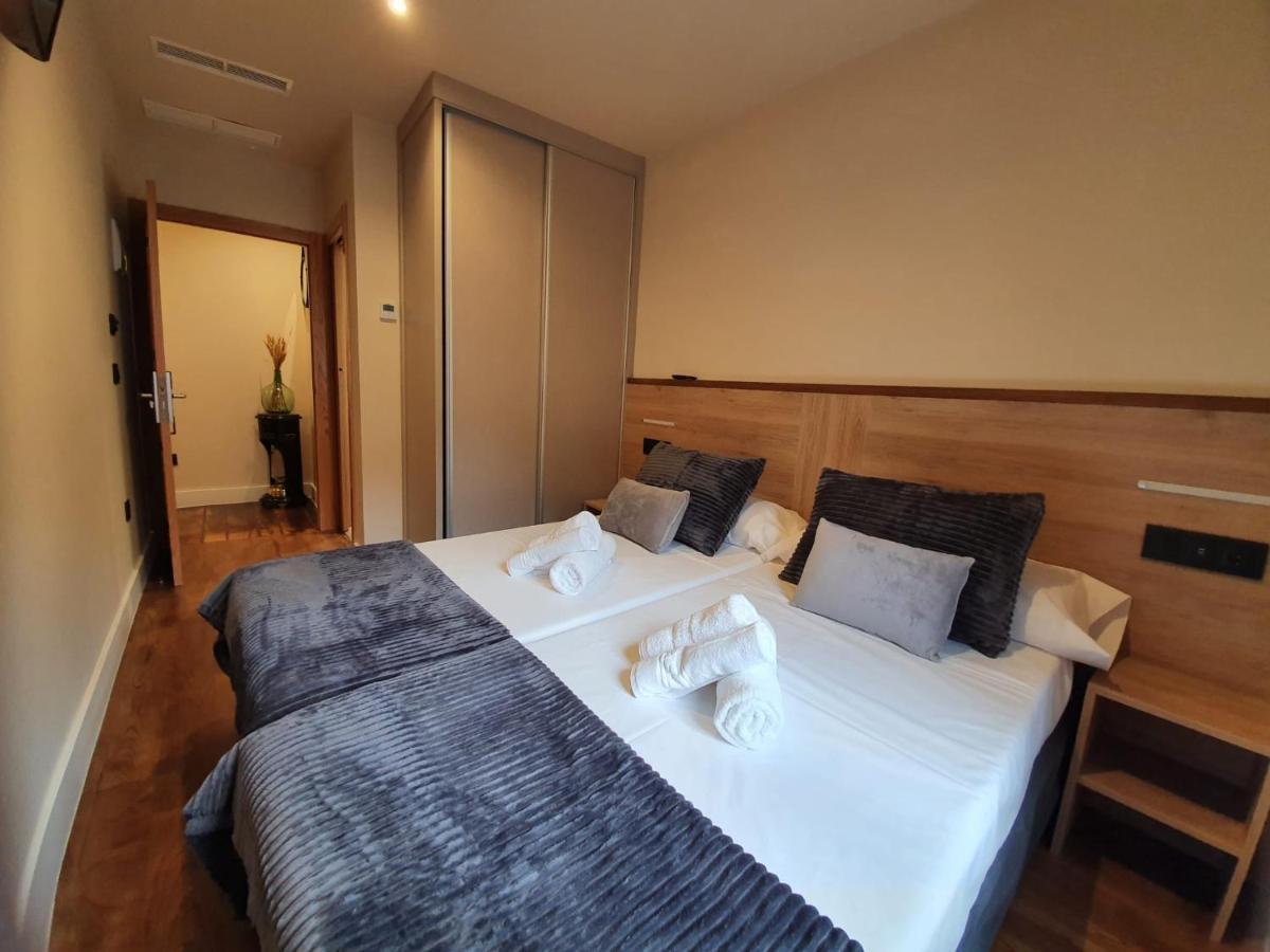 Albergue Casa Cuartel A Fonsagrada Bagian luar foto