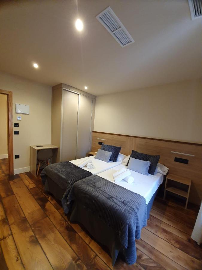 Albergue Casa Cuartel A Fonsagrada Bagian luar foto