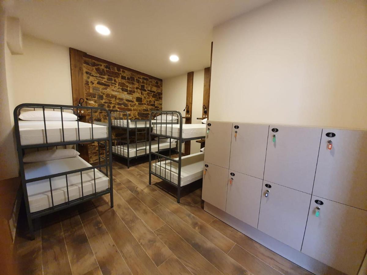 Albergue Casa Cuartel A Fonsagrada Bagian luar foto